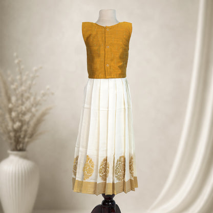 Onam Pavadai / Lehenga — Goldenish