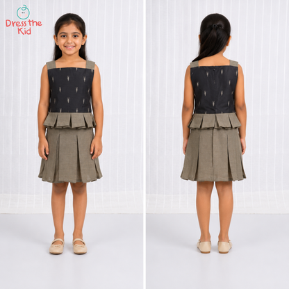 Black Top & Box-Pleat Co-ord